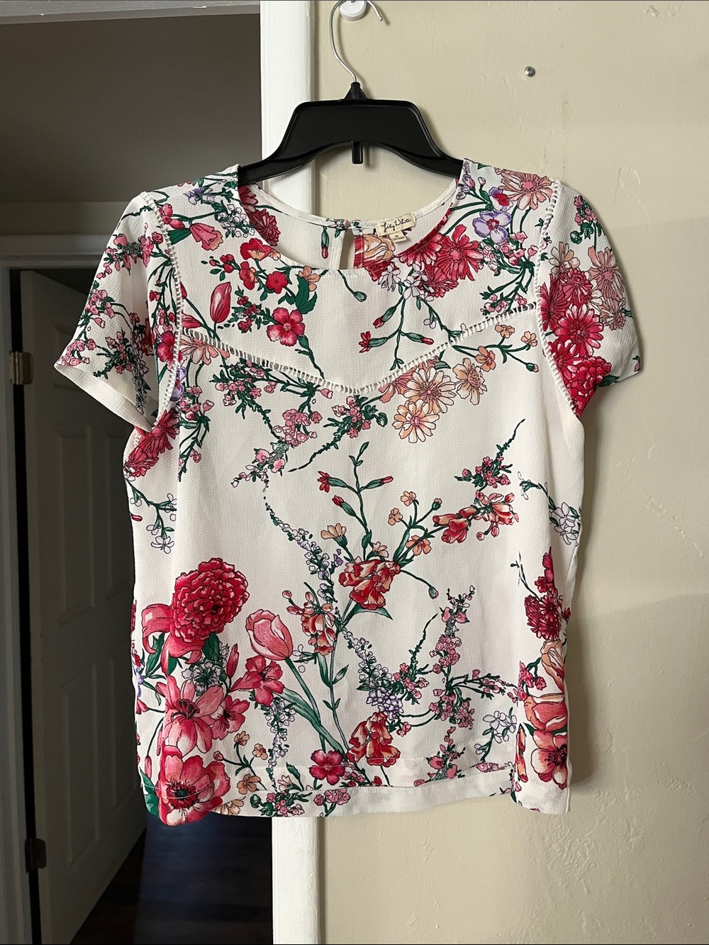 Lily White White Short Sleeve Floral Lace-Trim Blouse